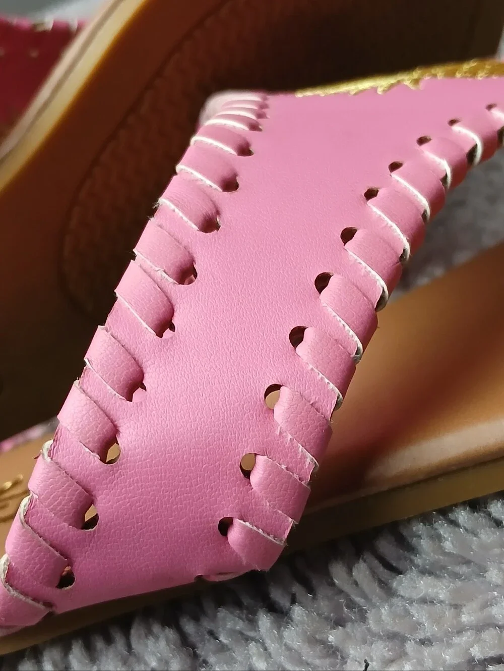 Simply Southern Pink Pineapple Whipstitch Sandals Size 7 Thong Sandals